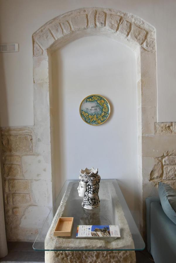 Sicilia Bedda House Bed & Breakfast Шикли Екстериор снимка